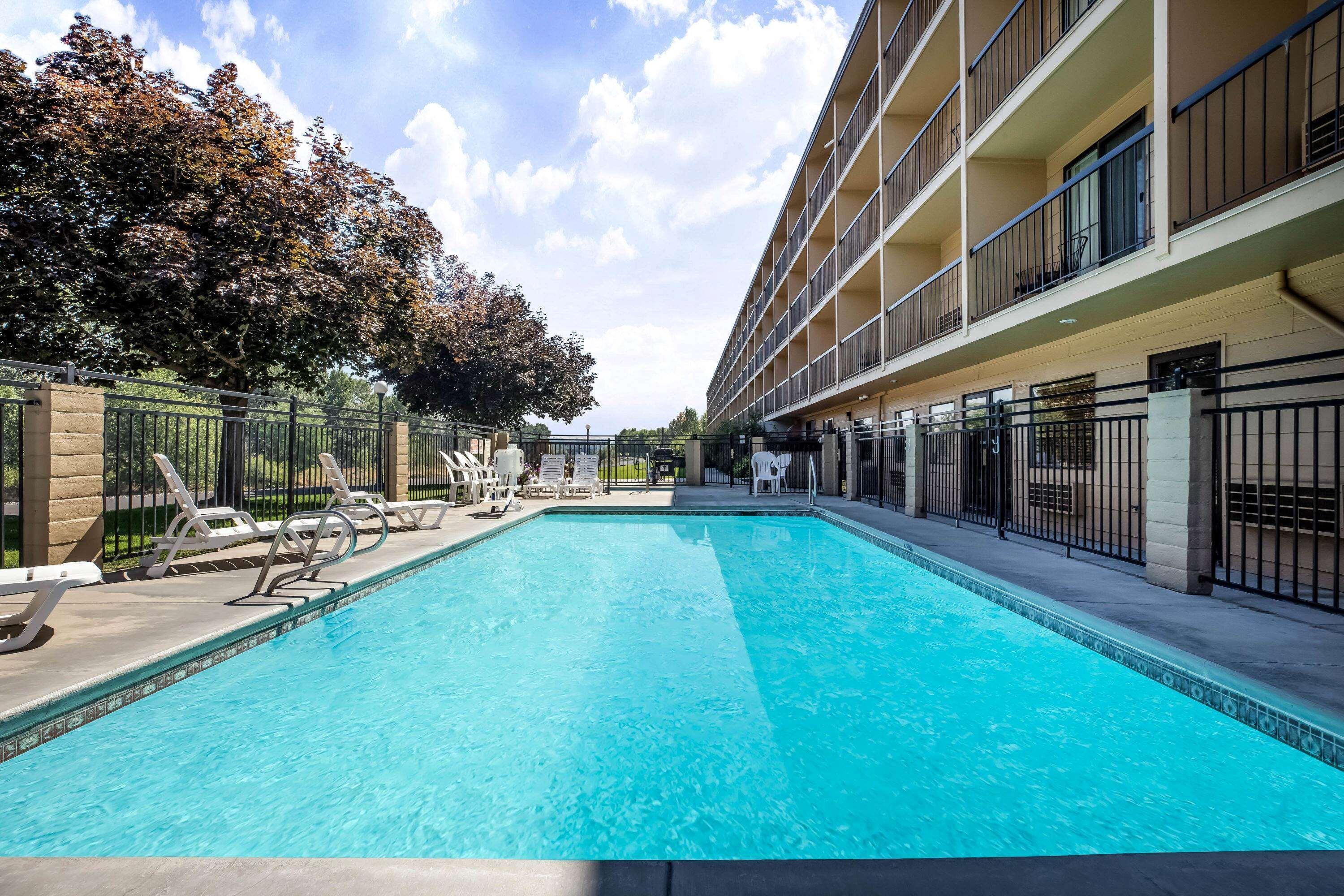 Baymont By Wyndham Yakima Riverfront Exterior foto